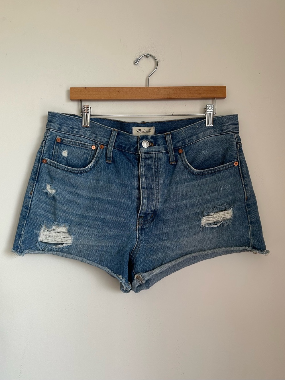 Madewell Women’s Distressed Denim Shorts in Medium Blue
